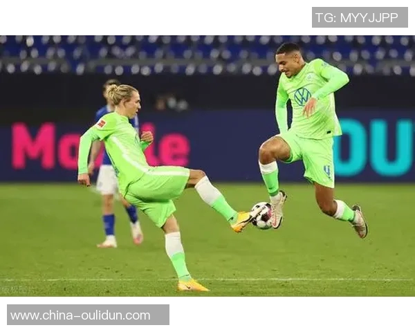 狼堡对阵法兰克福佛山之战精彩回顾与分析 狼堡对阵法兰克福佛山之战精彩回顾与分析