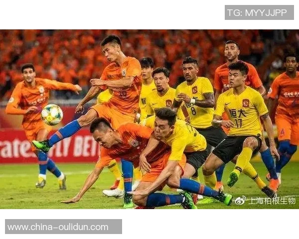 广州富力与山东鲁能对决前瞻分析及赛季表现综合评估