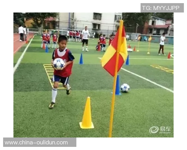 南京足球队盯防策略分析与比赛表现的得失评估 南京足球队盯防策略分析与比赛表现的得失评估